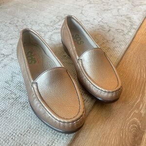 SAS Brown Gold Metallic Leather Loafers 5W Wide Comfort Shoes Tripad Orthopedic